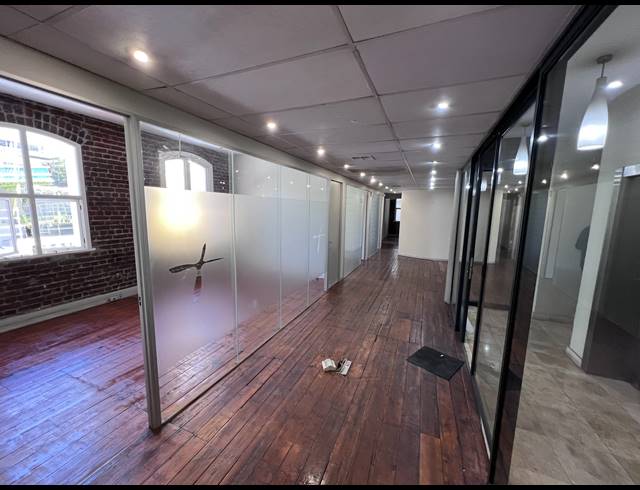 130M² OFFICE TO LET IN CAPE TOWN CITY CENTRE